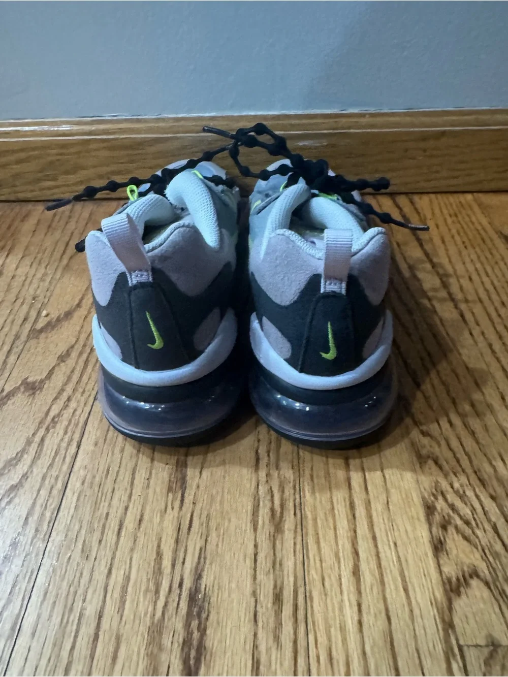 Nike Air70 React Air Max Shoes Size 4